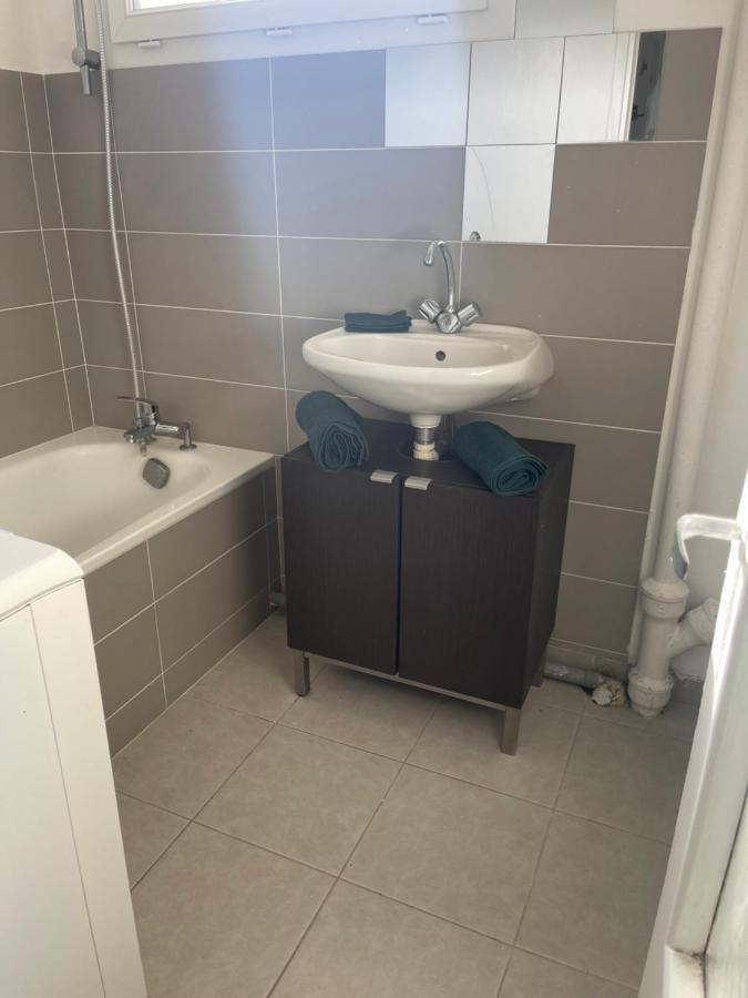 Appartement Spacieux โนฌองต์-เลอ-โรทรู ภายนอก รูปภาพ